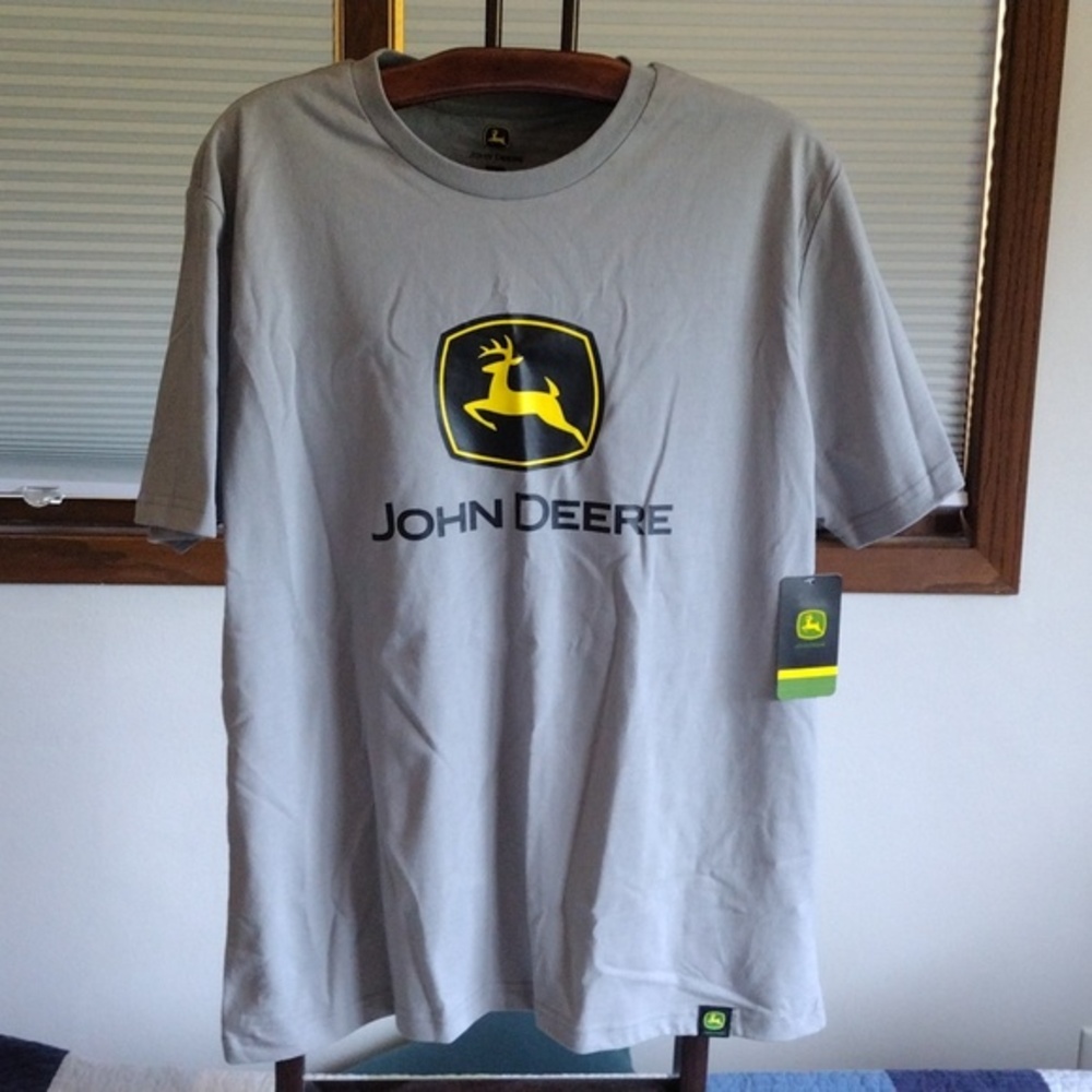 John Deere T-Shirt short sleeve Gray New Large L